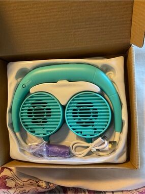Presti Turquoise Portable Hands-Free Neck Fan - Dual Fan USB, w/ Battery Inc.